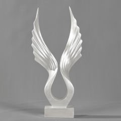 Modern Kanat Heykeli